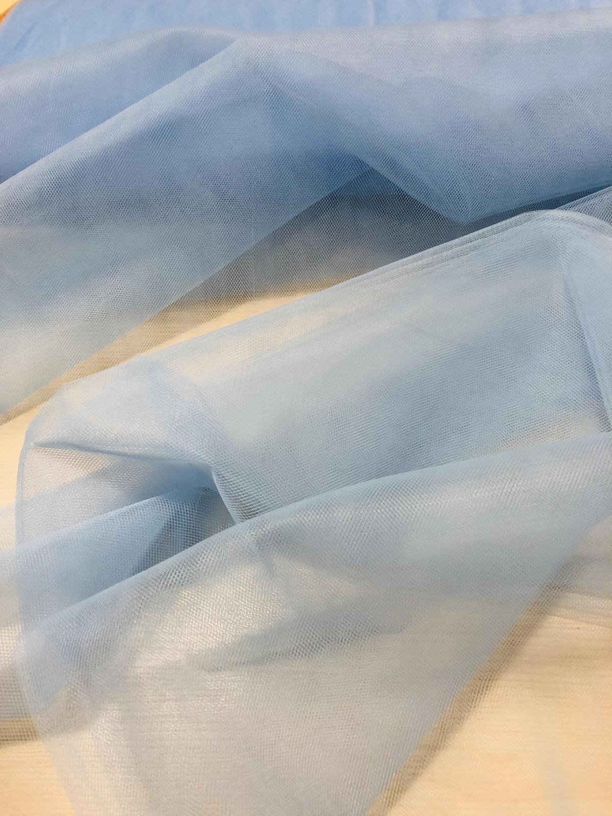 fabric tulle light blue price per meter 3.50 €